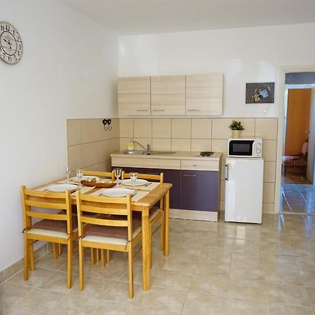 Apartment Jelena Fažana Eksteriør billede